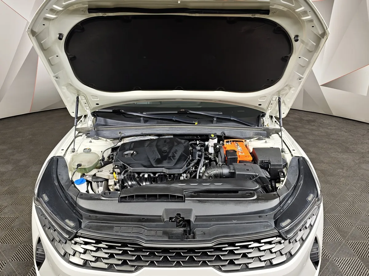 Kia K5 2.5 GDI AT 2WD (194 л.с.) Luxe Белый в АВИЛОН. Слайд №11