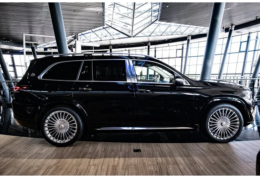 Mercedes-Benz GLS 600 9G-Tronic 4Matic (558 л.с.) Черный в АВИЛОН. Слайд №4