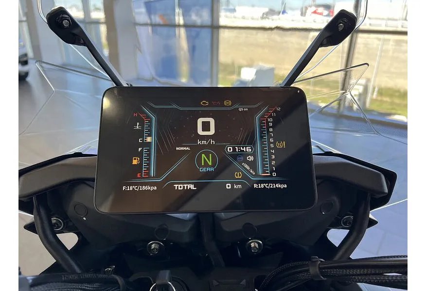 QJMOTOR SRT 900SX 900 см³ (95 л.с.) (95) 904 в АВИЛОН. Слайд №12 QJMOTOR SRT 900SX 900 см³ (95 л.с.) (95) 904 в АВИЛОН. Слайд №12