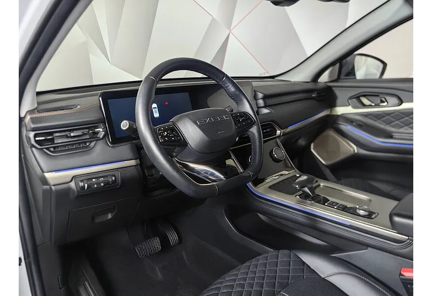 EXEED TXL 2.0 DCT7 AWD (197 л.с.) Sport Edition Белый в АВИЛОН. Слайд №18