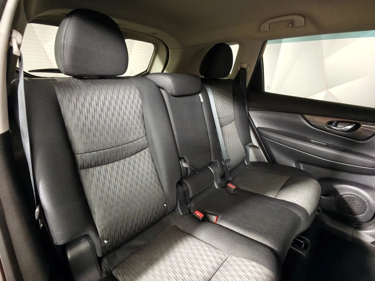 Nissan X-Trail 2.0 CVT AWD (144 л.с.) Оранжевый в АВИЛОН. Слайд №17