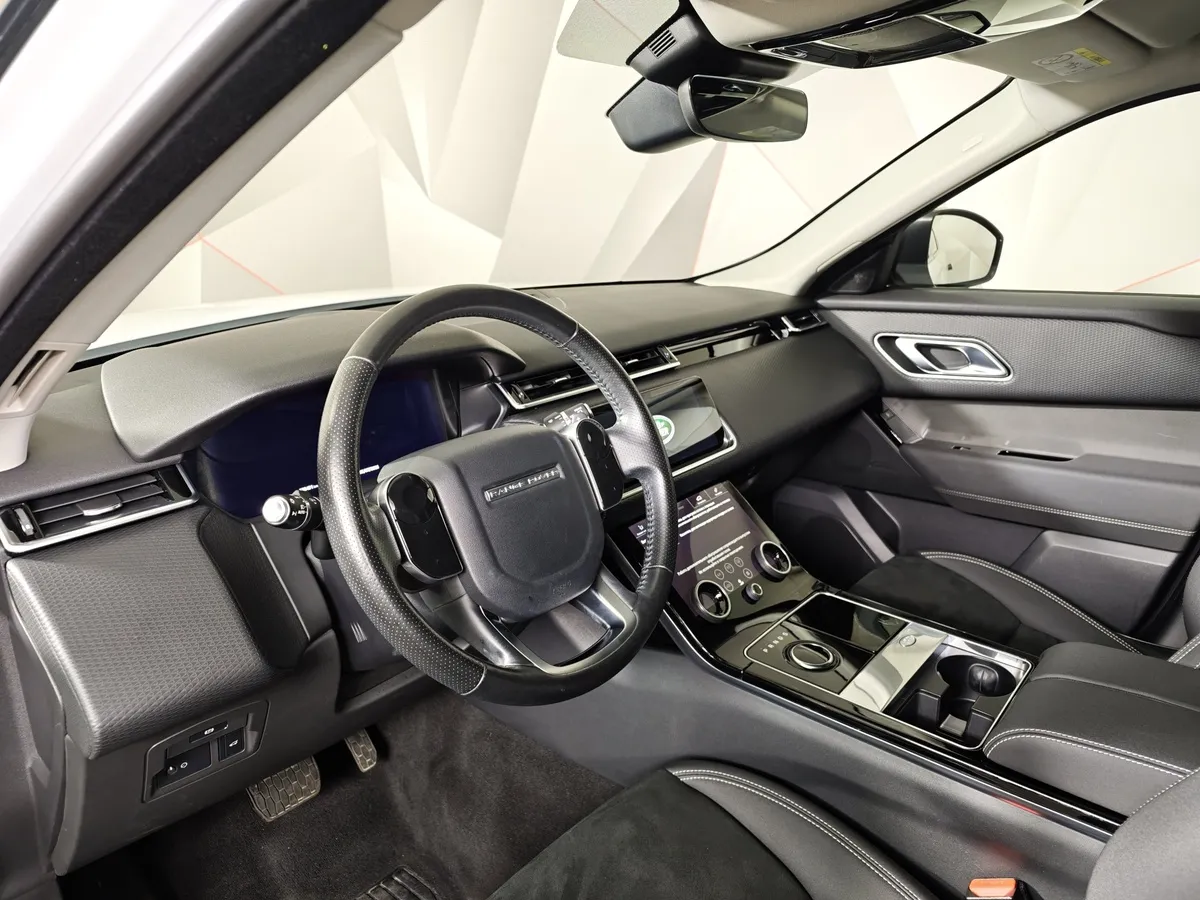 Land Rover Range Rover Velar 2.0 T AT (250 л.с.) SE Белый в АВИЛОН. Слайд №17