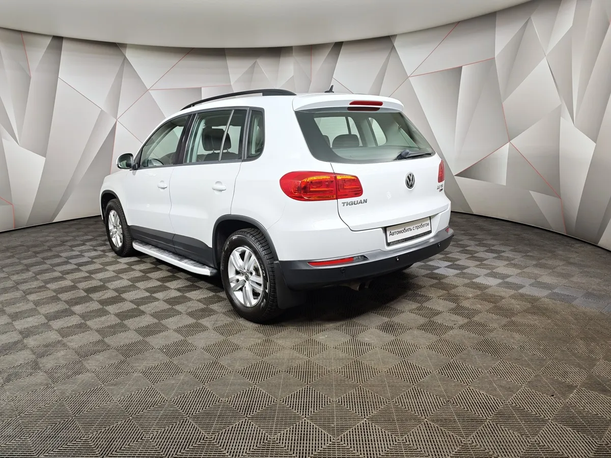 Volkswagen Tiguan 2.0 TSI 4Motion AT (180 л.с.) Sport&Style Белый в АВИЛОН. Слайд №4