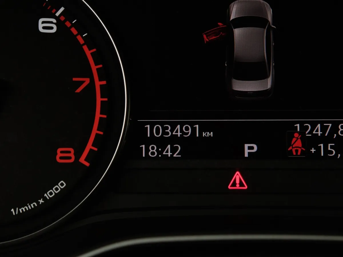 Audi A4 1.4 TFSI S tronic (150 л.с.) Черный в АВИЛОН. Слайд №18