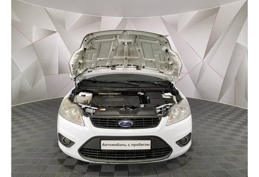 Ford Focus 2.0 AT (145 л.с.) Белый в АВИЛОН. Слайд №11
