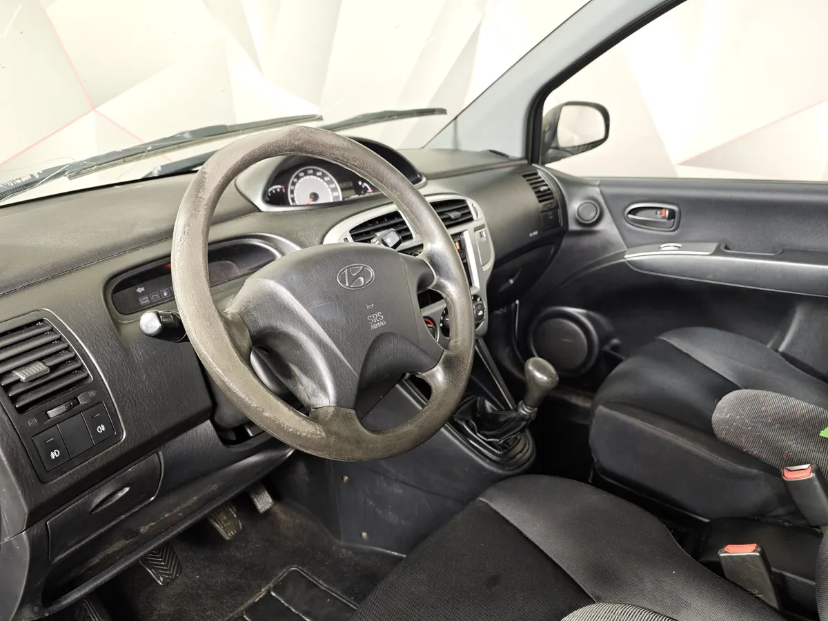 Hyundai Matrix 1.8 MT (122 л.с.) Серый в АВИЛОН. Слайд №15