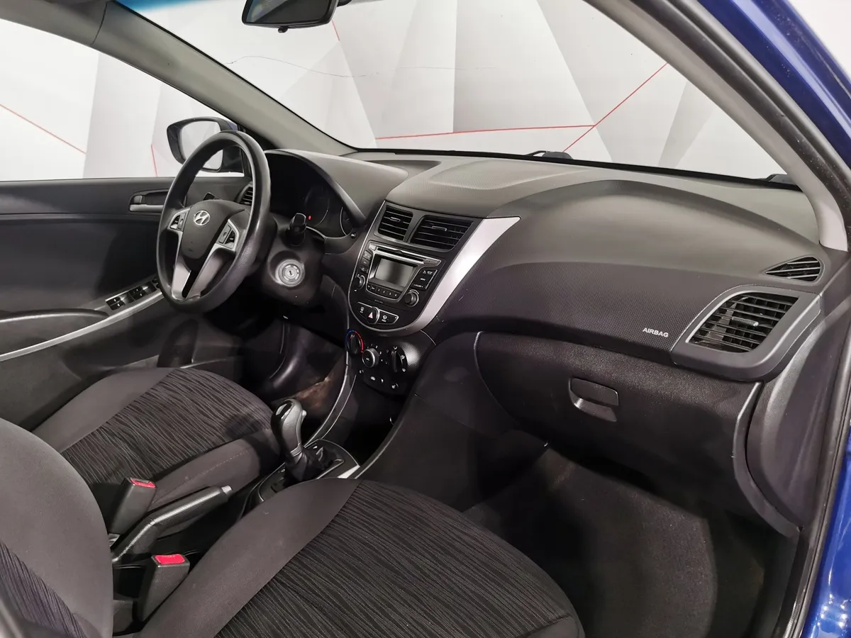Hyundai Solaris 1.6 AT (123 л.с.) Синий в АВИЛОН. Слайд №12