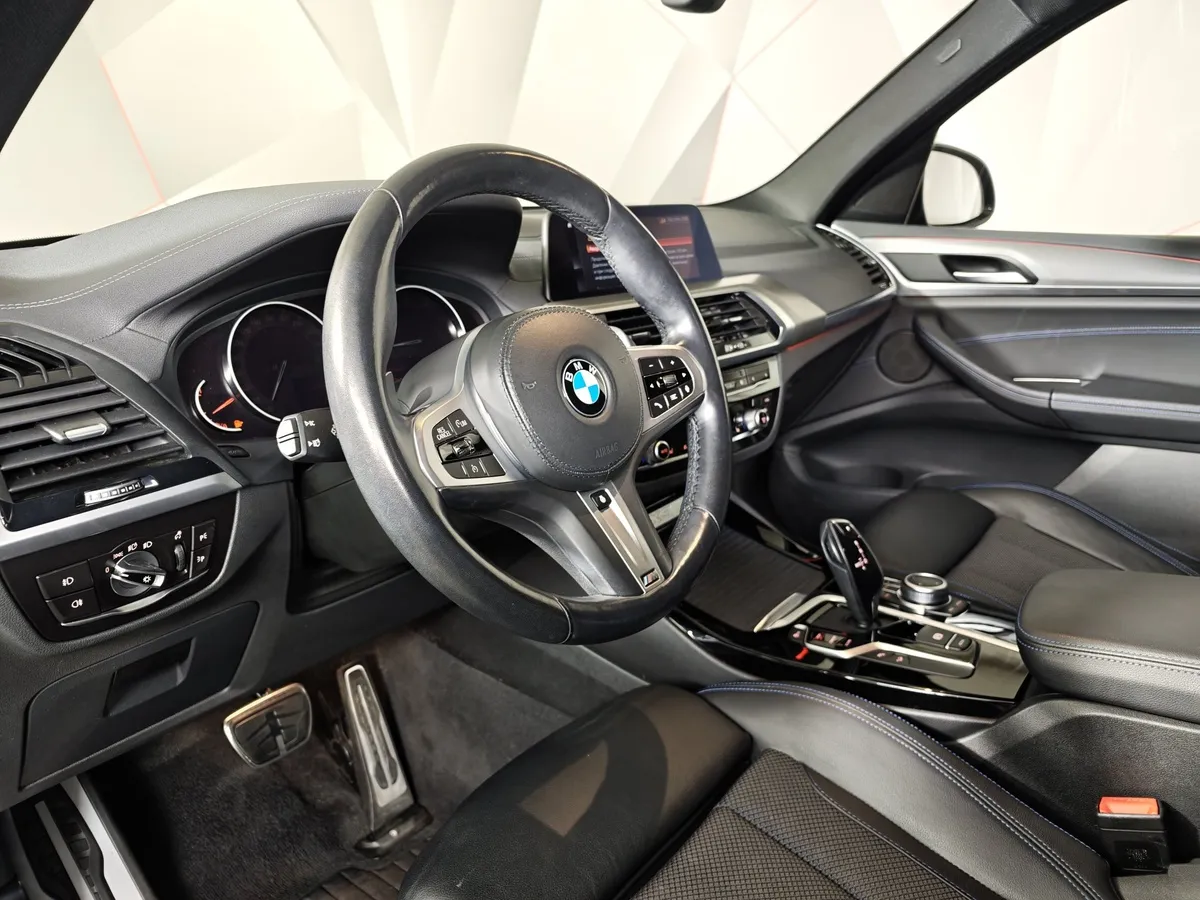 BMW X3 xDrive20i AT (184 л.с.) Черный в АВИЛОН. Слайд №12