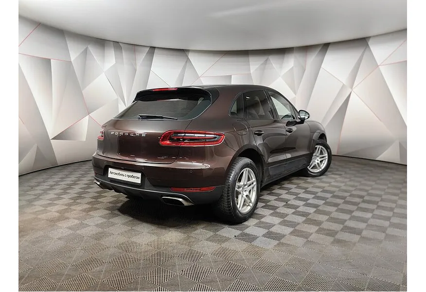 Porsche Macan 2.0 PDK AWD (252 л.с.) Коричневый в АВИЛОН. Слайд №2