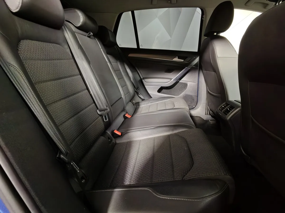 Volkswagen Golf 1.4 TSI BlueMotion DSG (122 л.с.) Comfortline Голубой в АВИЛОН. Слайд №16