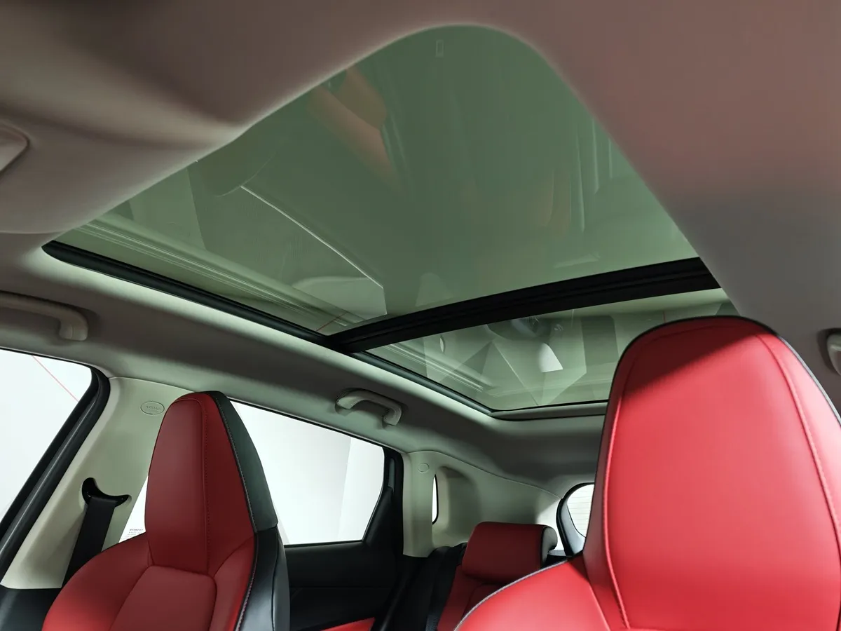 Changan UNI-S 1.5T 7DCT 2WD (181 л.с.) Tech Серый в АВИЛОН. Слайд №22