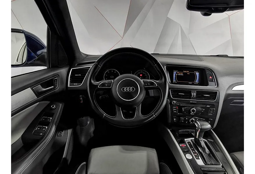 Audi Q5 2.0 TFSI Tiptronic quattro (225 л.с.) Синий в АВИЛОН. Слайд №10