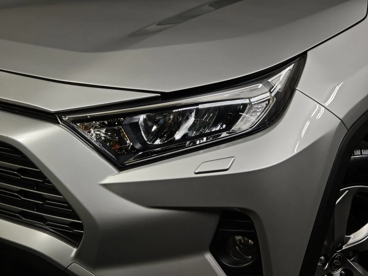 Toyota RAV4 2.0 CVT (149 л.с.) Комфорт Серый в АВИЛОН. Слайд №10