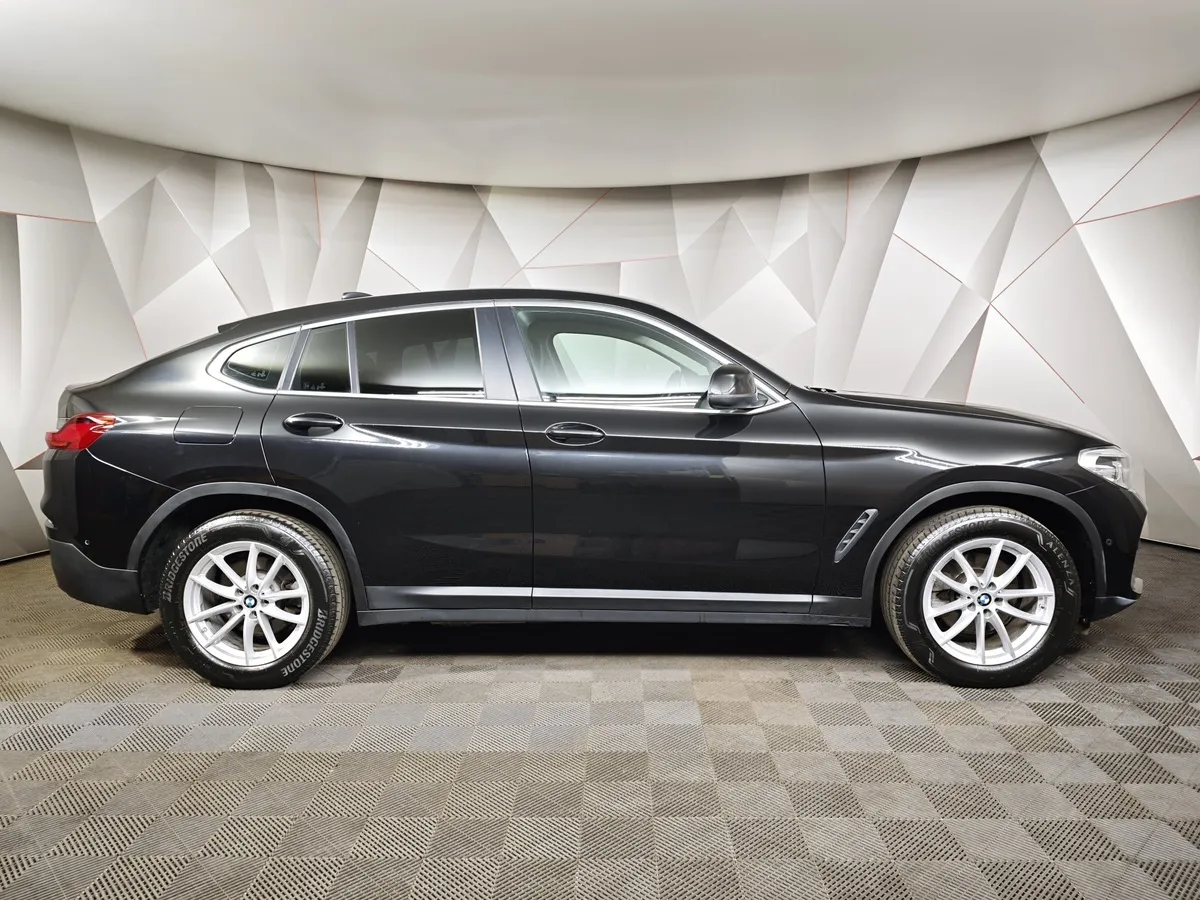 BMW X4 xDrive20i Steptronic (184 л.с.) Черный в АВИЛОН. Слайд №6