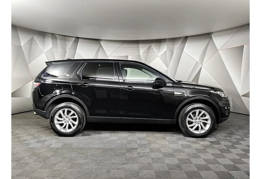 Land Rover Discovery Sport 2.0 TD4 AT AWD (150 л.с.) SE Черный в АВИЛОН. Слайд №6