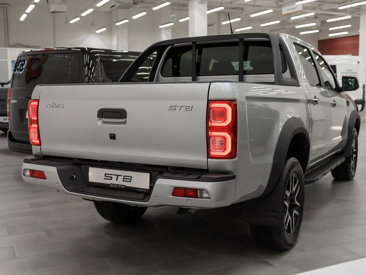 Sollers ST8 2.0G 8AT AWD (224 л.с.) Premium Серебристый в АВИЛОН. Слайд №5
