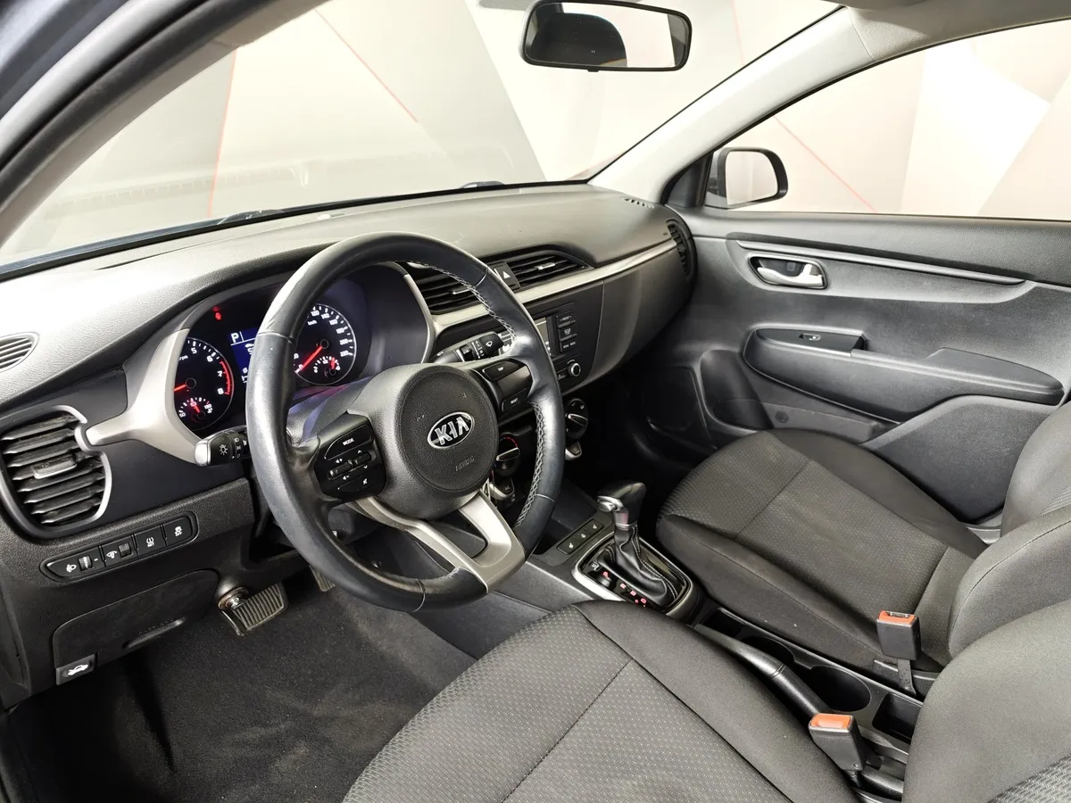 Kia Rio 1.6 AT (123 л.с.) Luxe Серый в АВИЛОН. Слайд №19