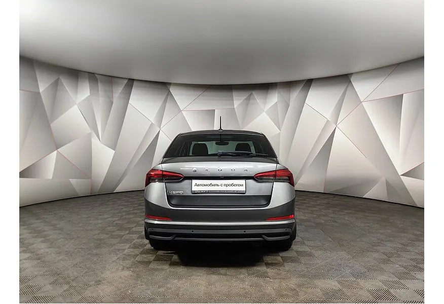 Skoda Rapid 1.6 AT (110 л.с.) Серебристый в АВИЛОН. Слайд №8