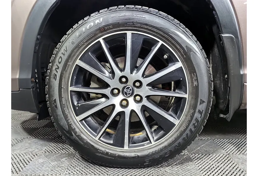 Toyota Highlander 3.5 AT AWD (249 л.с.) Престиж Коричневый в АВИЛОН. Слайд №9