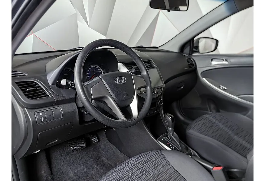 Hyundai Solaris 1.6 AT (123 л.с.) Comfort Серый в АВИЛОН. Слайд №19