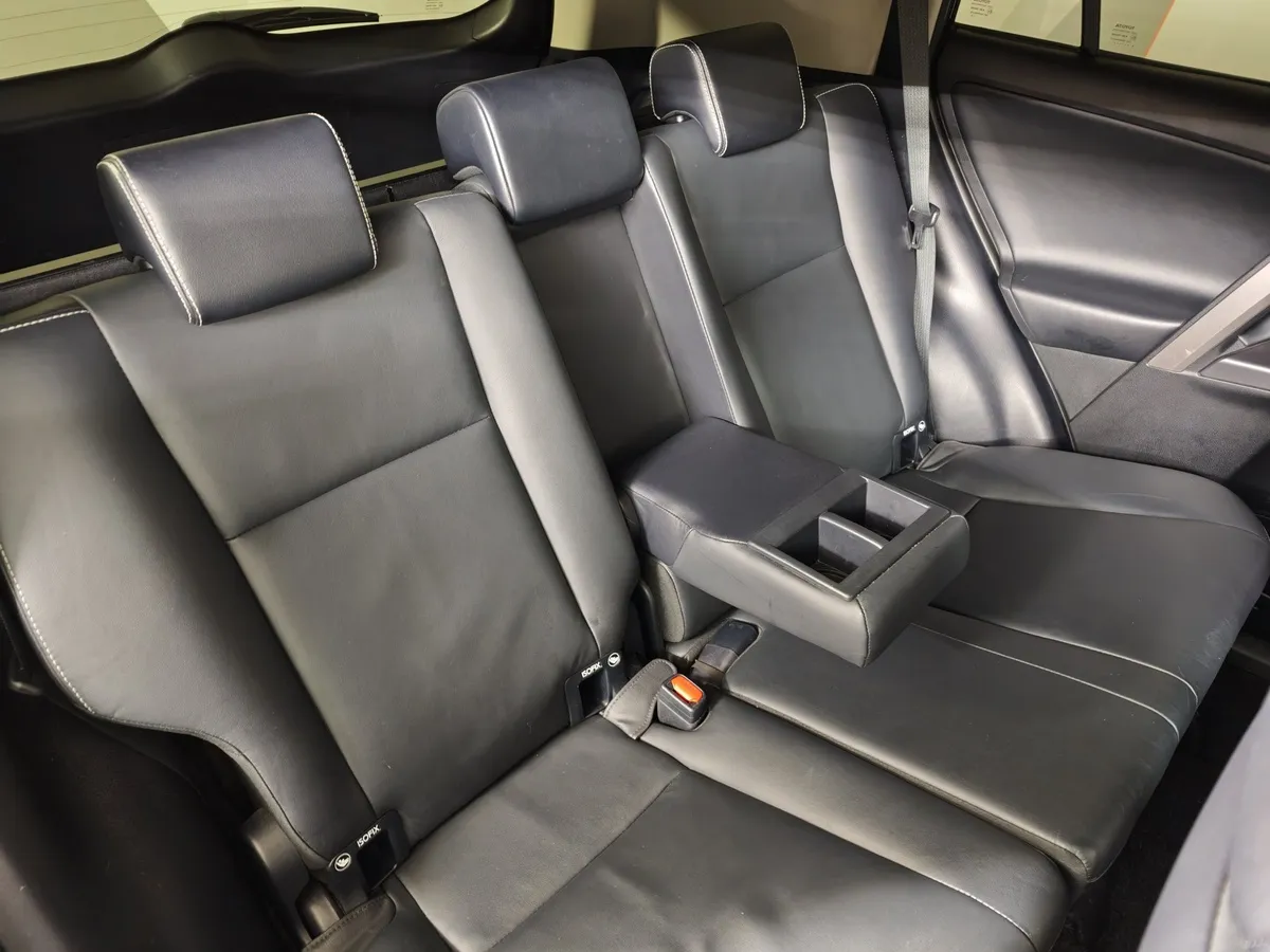 Toyota RAV4 2.5 AT 4WD (180 л.с.) Престиж Синий в АВИЛОН. Слайд №15