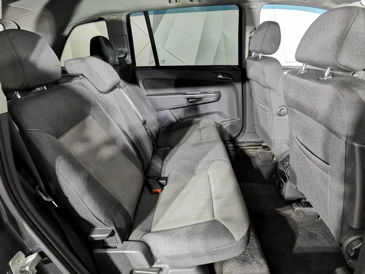 Opel Zafira 1.8 MT (140 л.с.) Серый в АВИЛОН. Слайд №15