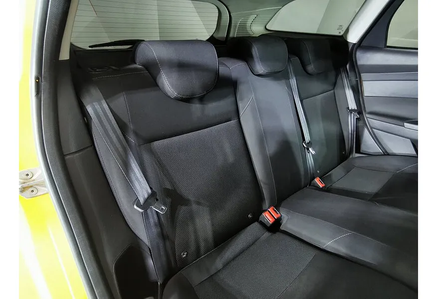 АВИЛОН - Ford Focus 1.6 Ti-VCT MT (105 л.с.) SYNC Edition Желтый - slide 8