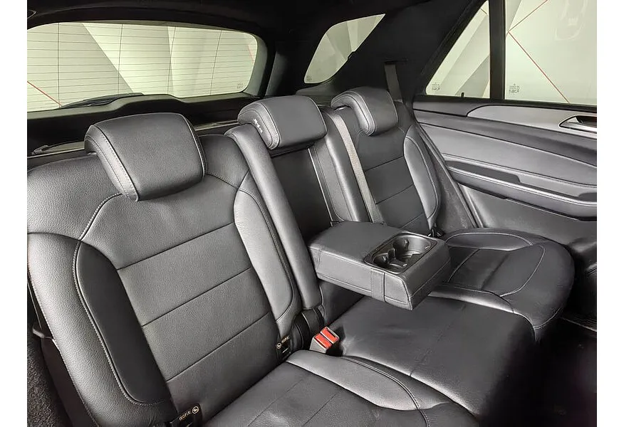 Mercedes-Benz GLE 400 4MATIC 9G-TRONIC (333 л.с.) Особая серия Белый в АВИЛОН. Слайд №17