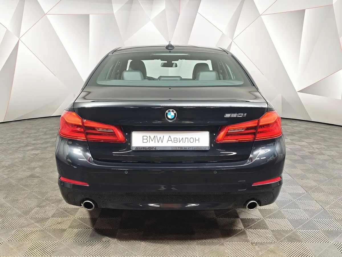 BMW 5 серия 520i Steptronic (184 л.с.) Черный в АВИЛОН. Слайд №4