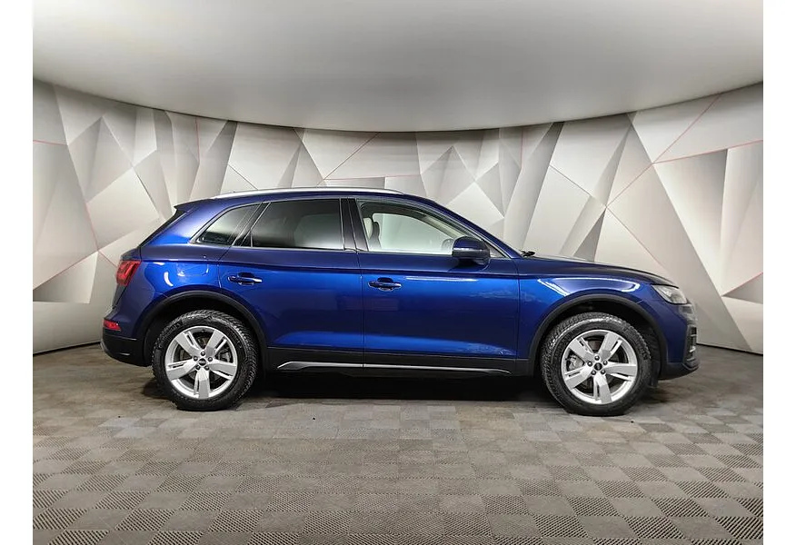 Audi Q5 2.0 TFSI S tronic quattro (249 л.с.) Синий в АВИЛОН. Слайд №6