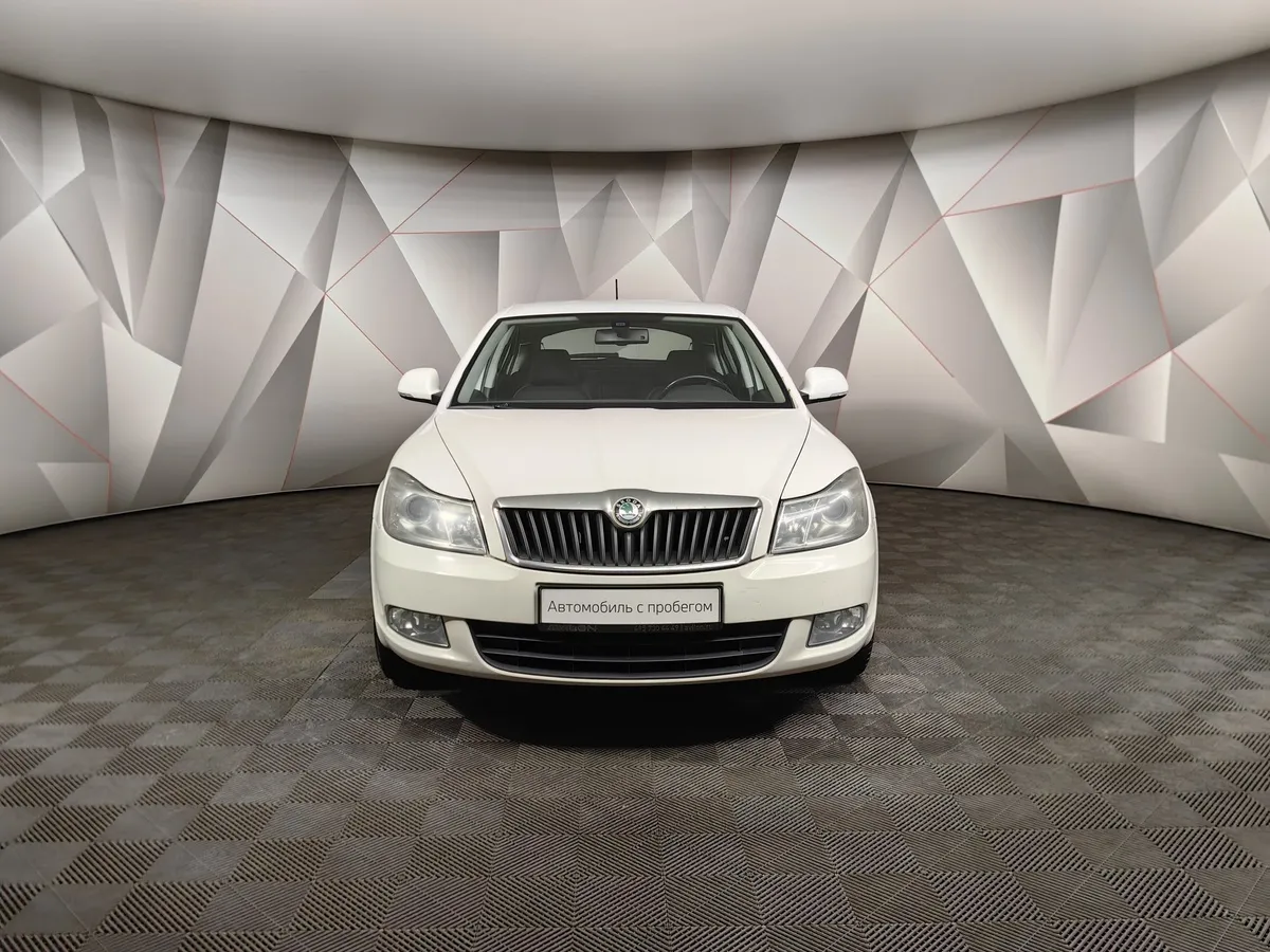 Skoda Octavia 1.8 TSI DSG (152 л.с.) Белый в АВИЛОН. Слайд №7