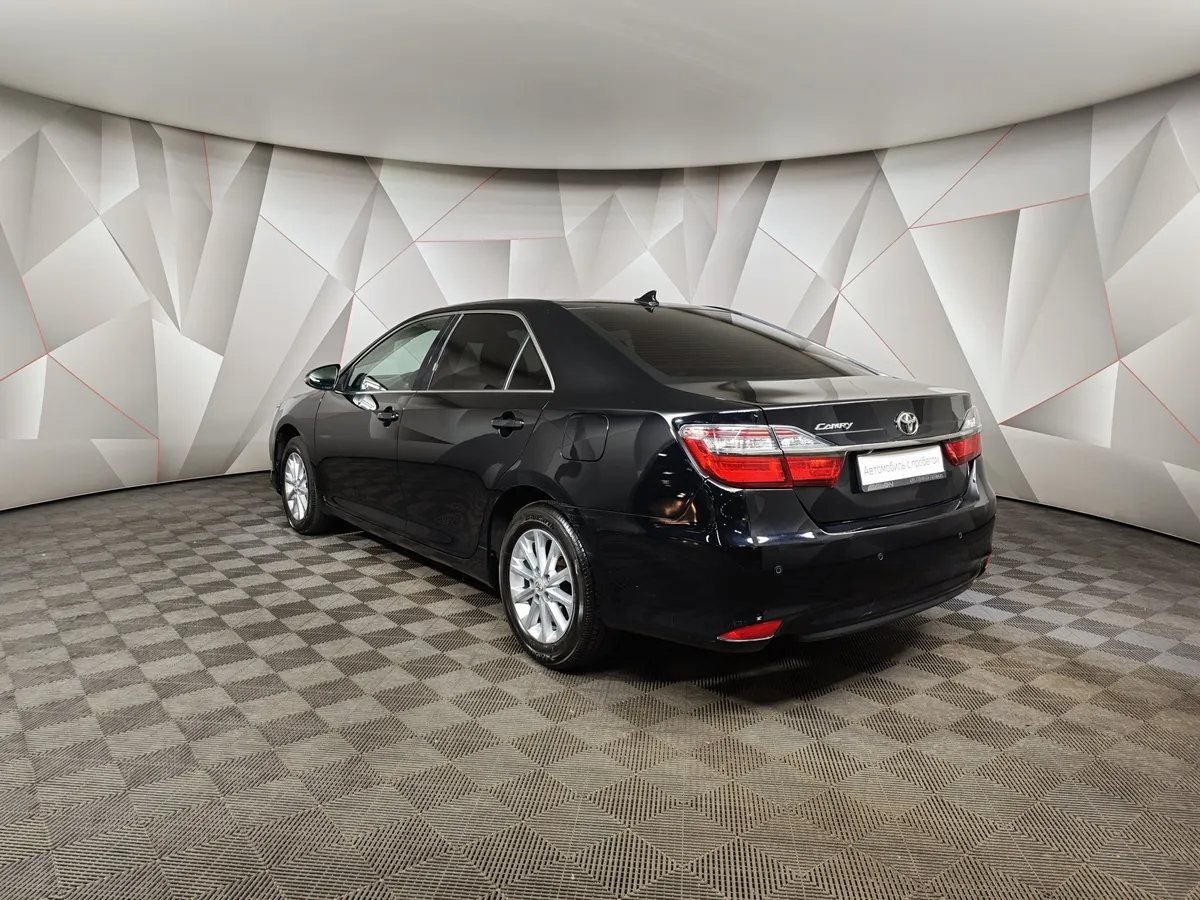 Toyota Camry 2.5 AT (181 л.с.) Черный в АВИЛОН. Слайд №4