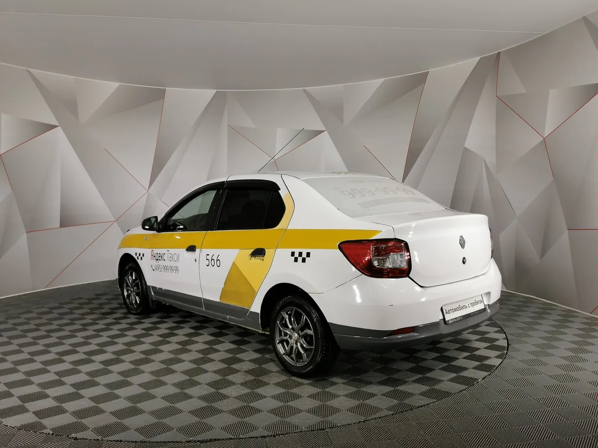 Renault Logan 1.6 AT (102 л.с.) Белый в АВИЛОН. Слайд №4