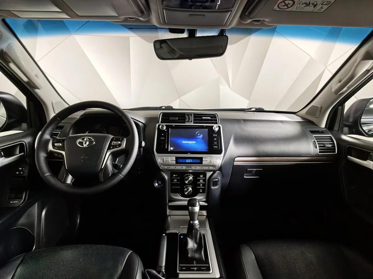 Toyota Land Cruiser Prado 4.0 AT AWD (249 л.с.) Черный в АВИЛОН. Слайд №14