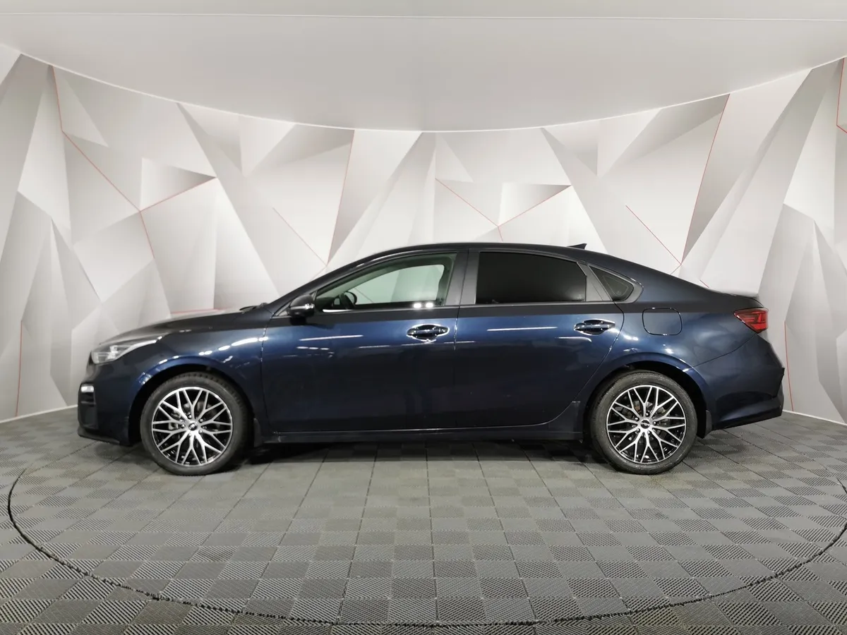 Kia Cerato 2.0 MPI AT (150 л.с.) Luxe Синий в АВИЛОН. Слайд №5