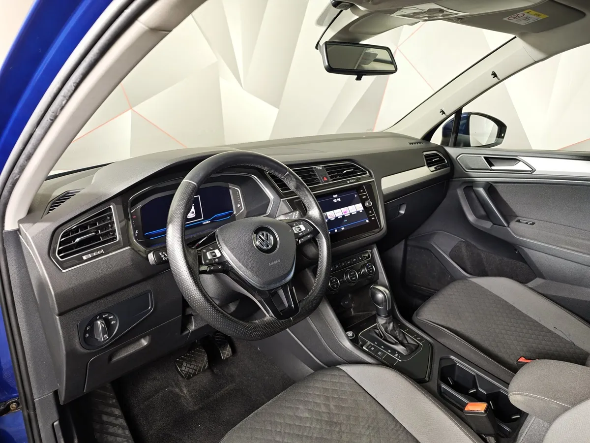 Volkswagen Tiguan 1.4 TSI BlueMotion DSG (150 л.с.) Connect Синий в АВИЛОН. Слайд №18