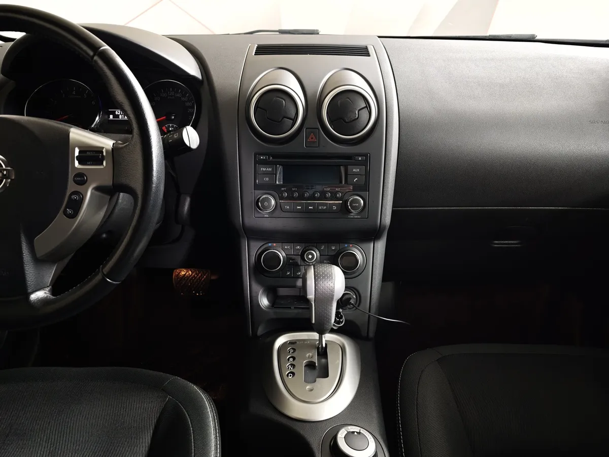 Nissan Qashqai 2.0 CVT AWD (141 л.с.) Белый в АВИЛОН. Слайд №14