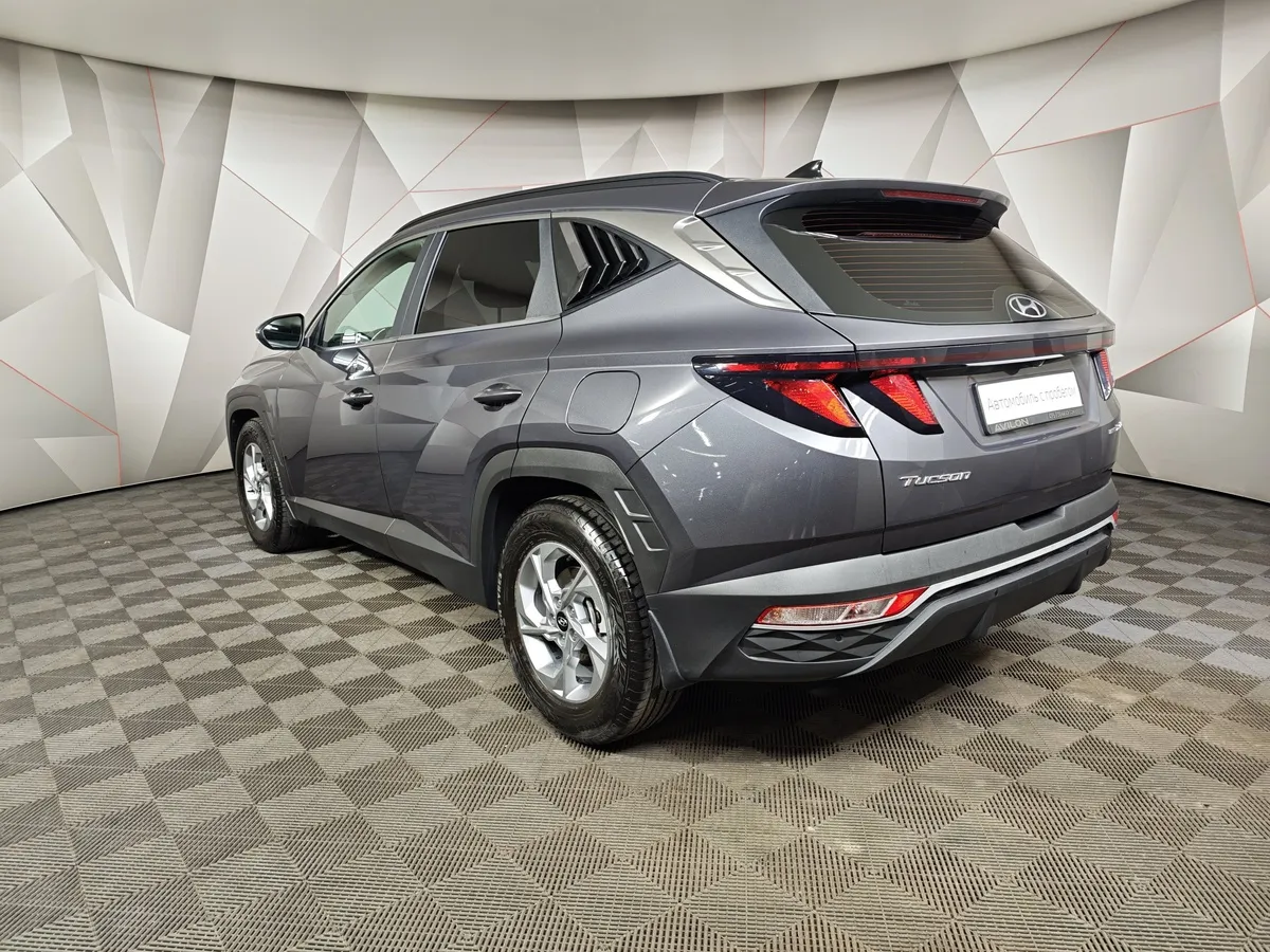Hyundai Tucson 2.0 (185 л.с.) Diesel-8AT - 4WD Family Серый в АВИЛОН. Слайд №4