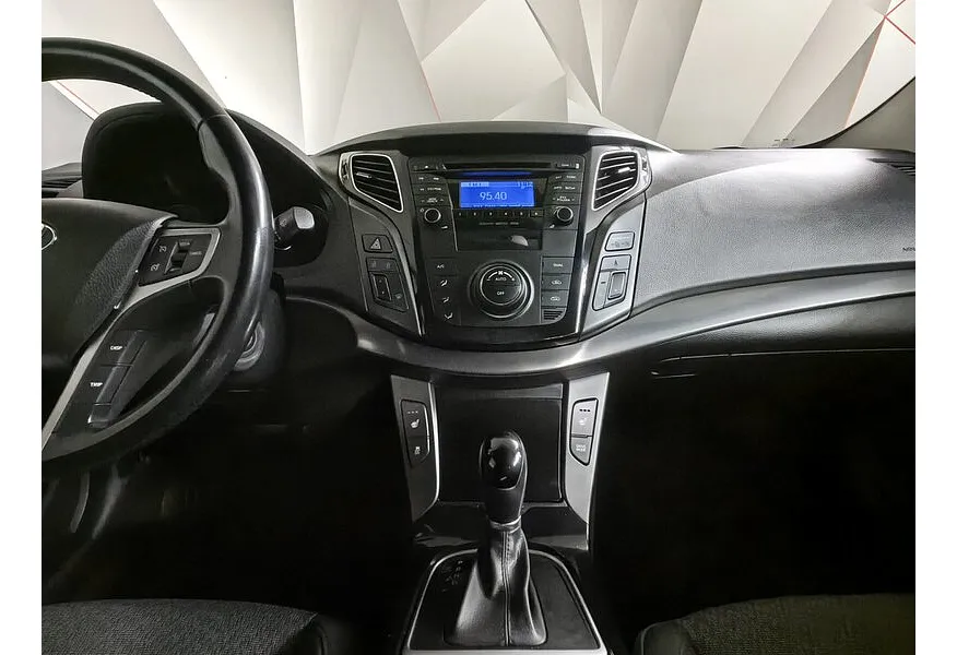 Hyundai i40 2.0 AT (150 л.с.) Active Черный в АВИЛОН. Слайд №14
