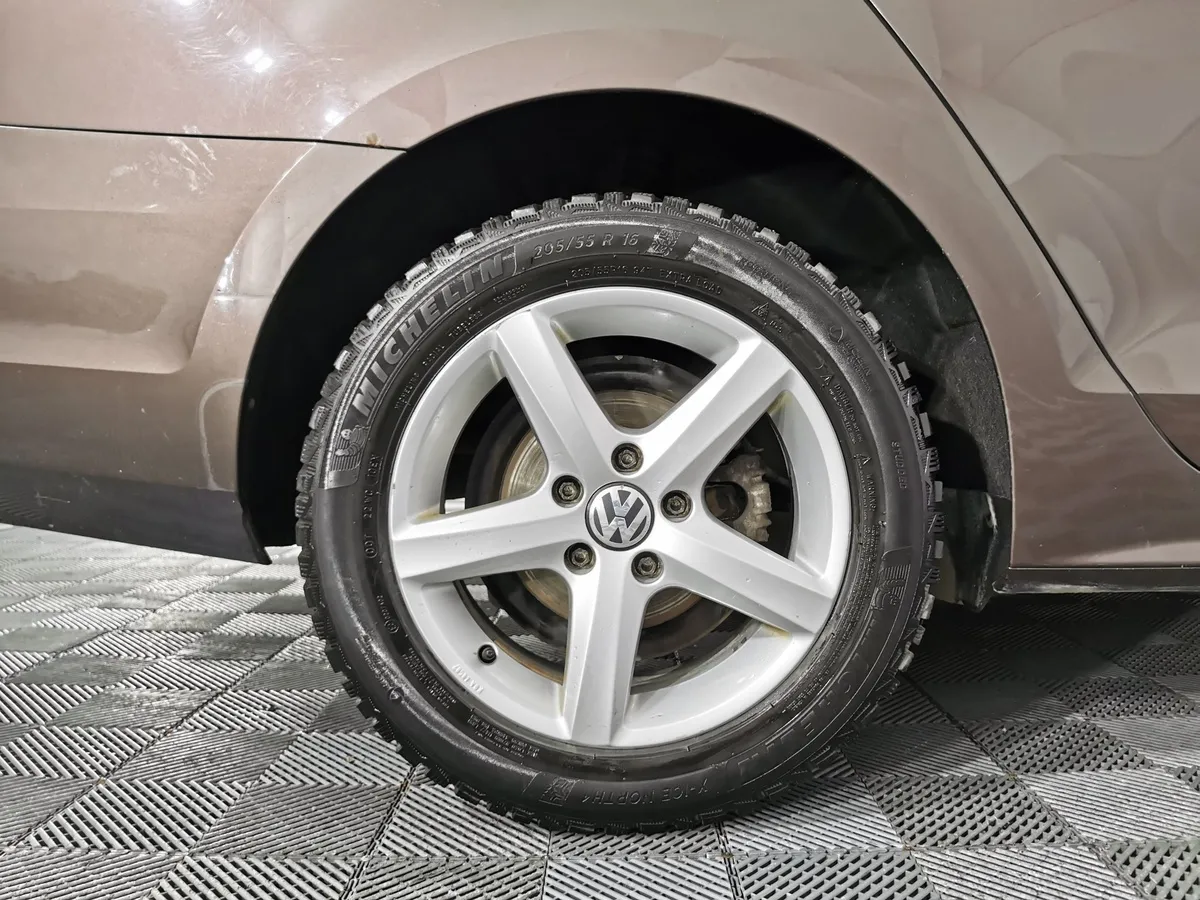 Volkswagen Jetta 1.4 TSI DSG (122 л.с.) Comfortline Коричневый в АВИЛОН. Слайд №9