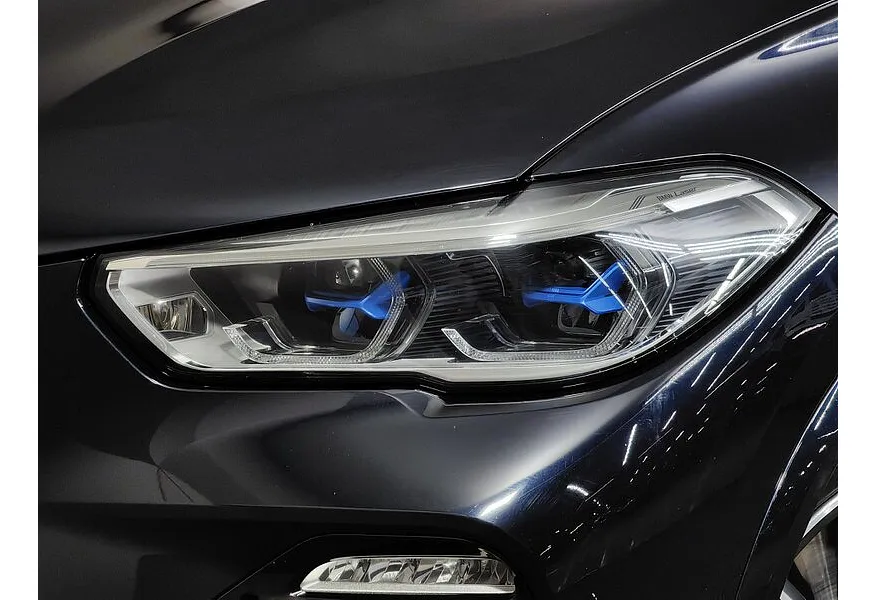 BMW X5 xDrive30d Steptronic (249 л.с.) M Sport Plus Черный в АВИЛОН. Слайд №8