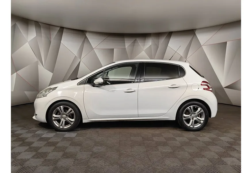АВИЛОН - Peugeot 208 1.6 VTi AT (120 л.с.) Белый - slide 2