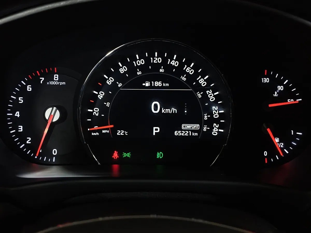 Kia Sorento 2.2 CRDi AT AWD (200 л.с.) Premium Белый в АВИЛОН. Слайд №18