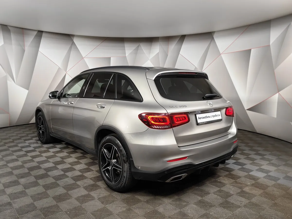 Mercedes-Benz GLC 300 9G-TRONIC 4MATIC (249 л.с.) Sport Plus (Локальная сборка) Серебристый в АВИЛОН. Слайд №4