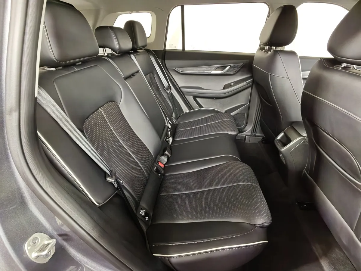 JELAND J6 1.5 DCT FWD (147 л.с.) Комфорт Серый в АВИЛОН. Слайд №16
