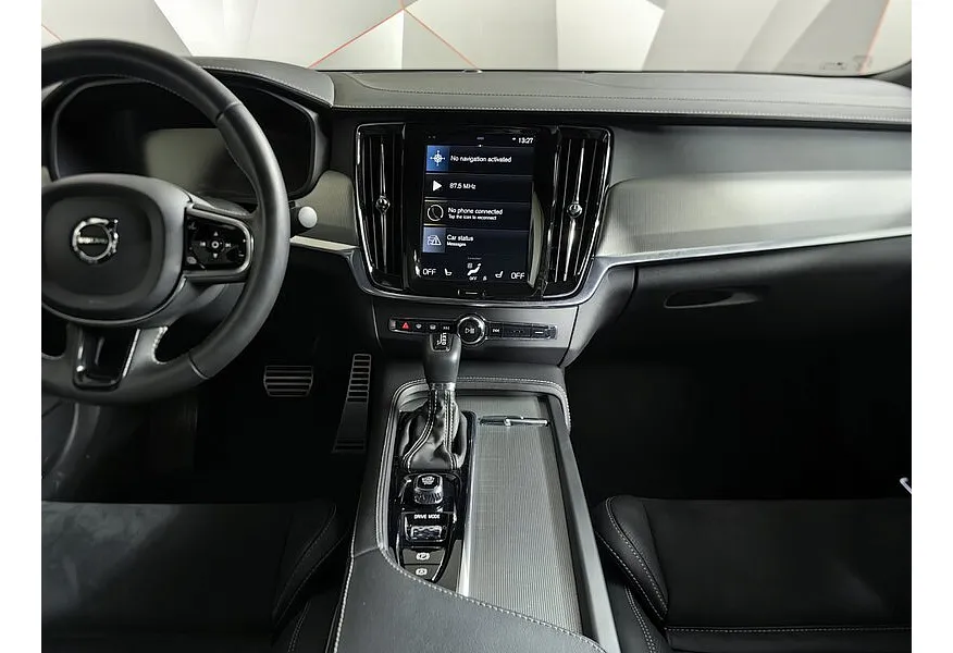 Volvo S90 2.0 T5 Drive-E AT (249 л.с.) R-Design Черный в АВИЛОН. Слайд №15