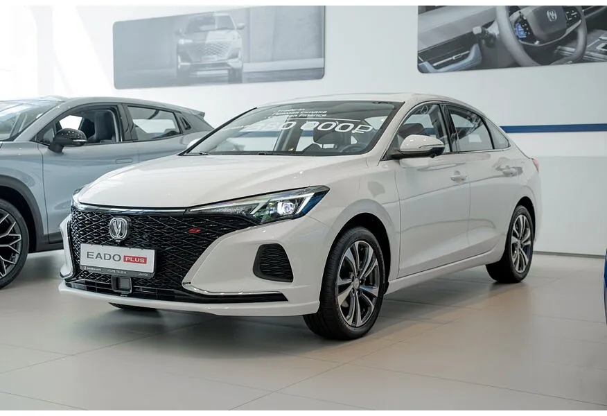 АВИЛОН - Changan Eado Plus 1.4 TGDI 7DSG 2WD (150 л.с.) Tech Белый - slide 9473648
