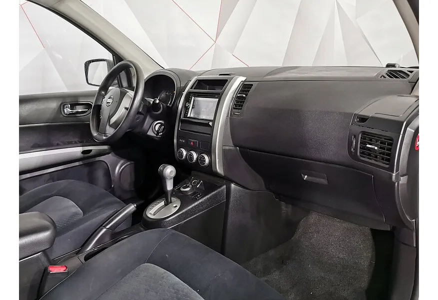 Nissan X-Trail 2.0 CVT AWD (141 л.с.) Фиолетовый в АВИЛОН. Слайд №13