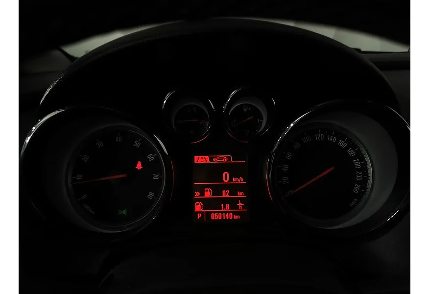 Opel Astra 1.6 Turbo AT (180 л.с.) Красный в АВИЛОН. Слайд №18