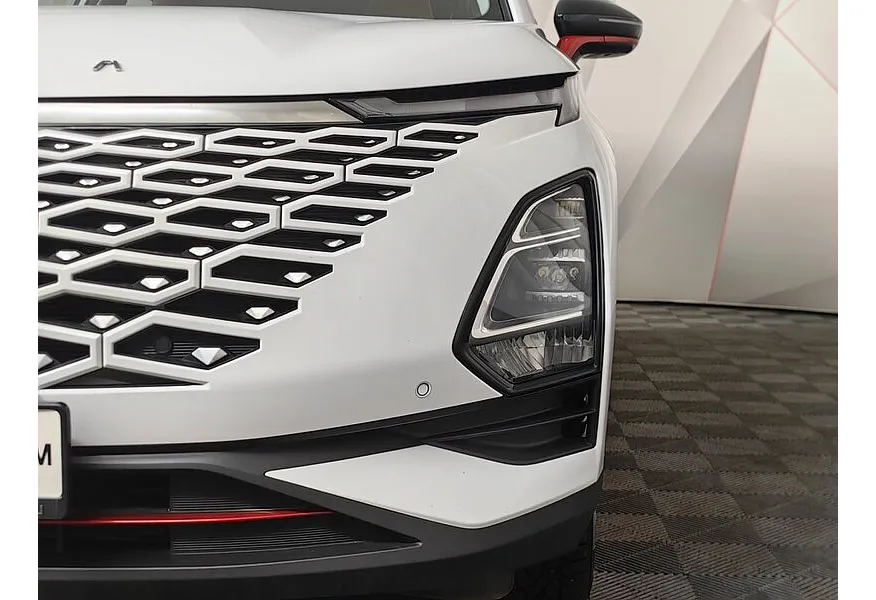 Omoda C5 1.5T CVT (147 л.с.) Ultimate Белый в АВИЛОН. Слайд №10